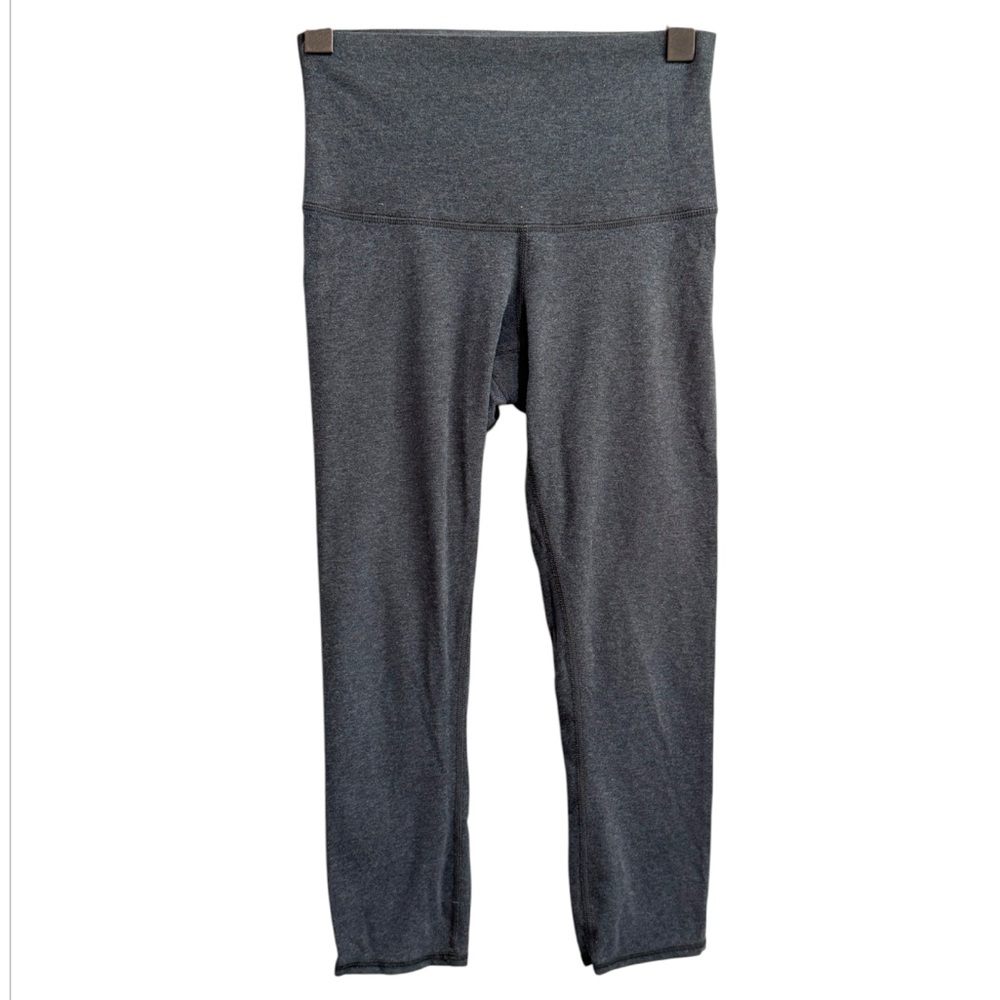 Lululemon Crop Capri Leggings Size 4?